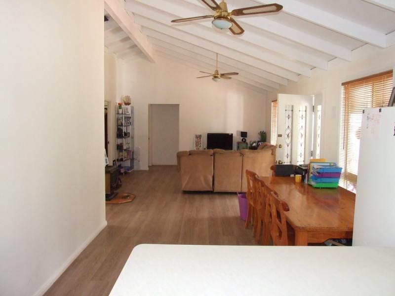 11 Aries Place, Narrawallee NSW 2539