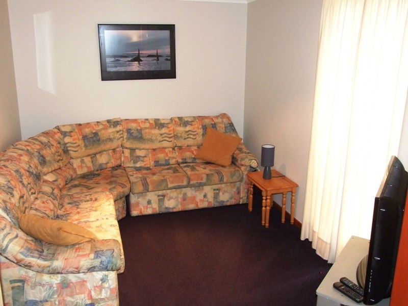 2/3 Ingold Street, Mollymook NSW 2539