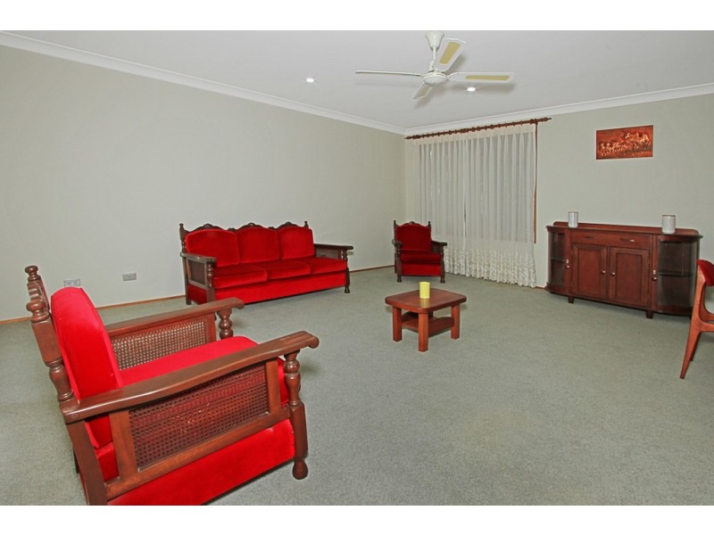 15 George Avenue, Kings Point NSW 2539