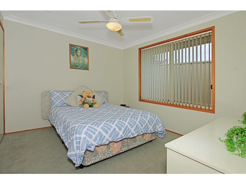 15 George Avenue, Kings Point NSW 2539