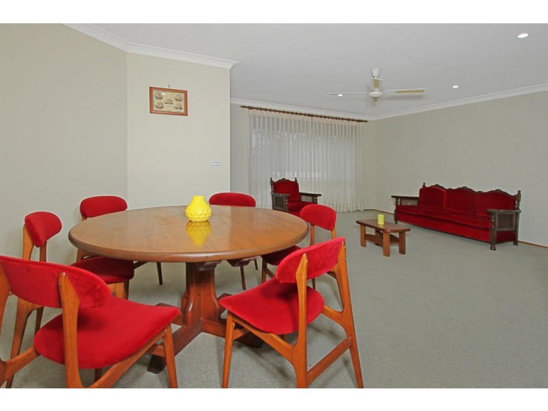 15 George Avenue, Kings Point NSW 2539