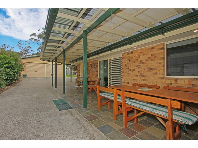 15 George Avenue, Kings Point NSW 2539