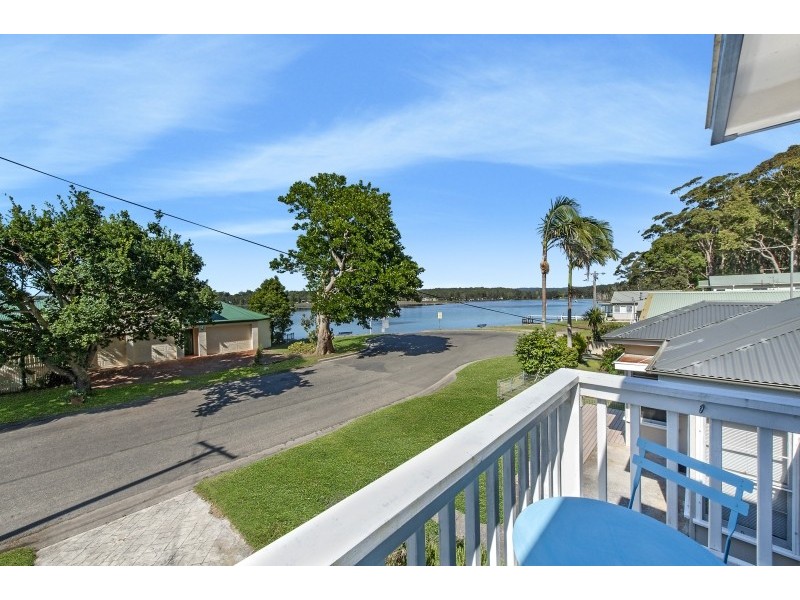 13 Kendall Crescent, Burrill Lake NSW 2539