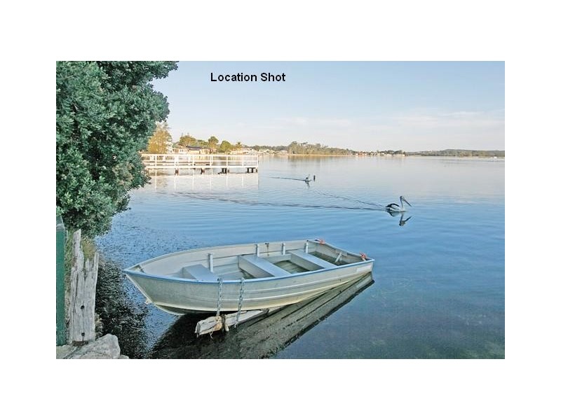 13 Kendall Crescent, Burrill Lake NSW 2539
