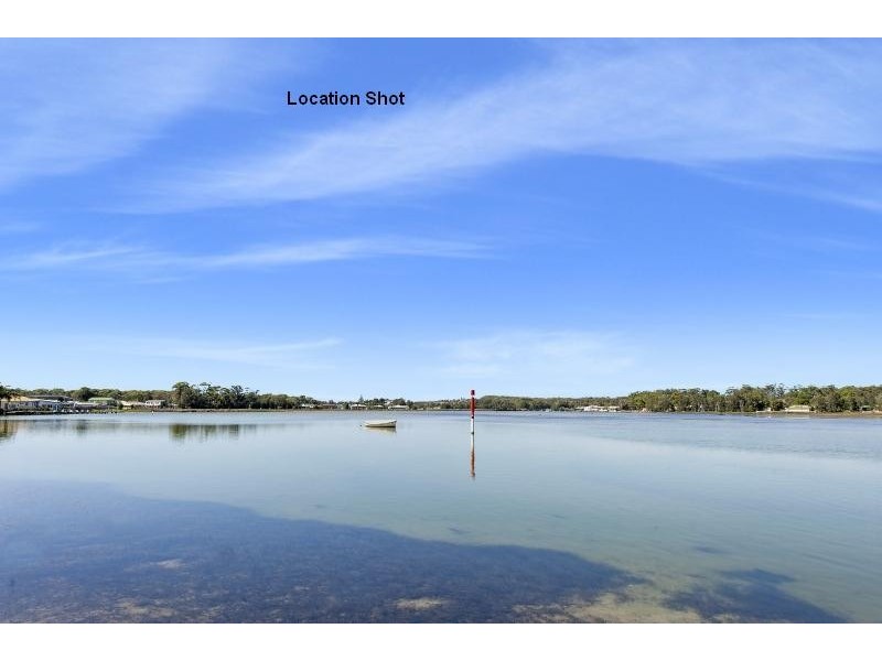 13 Kendall Crescent, Burrill Lake NSW 2539