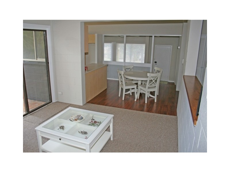 20 Bushland Avenue, Mollymook NSW 2539