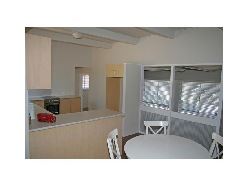20 Bushland Avenue, Mollymook NSW 2539