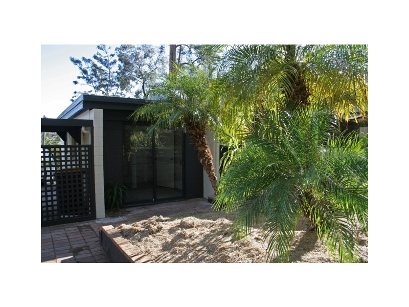 20 Bushland Avenue, Mollymook NSW 2539