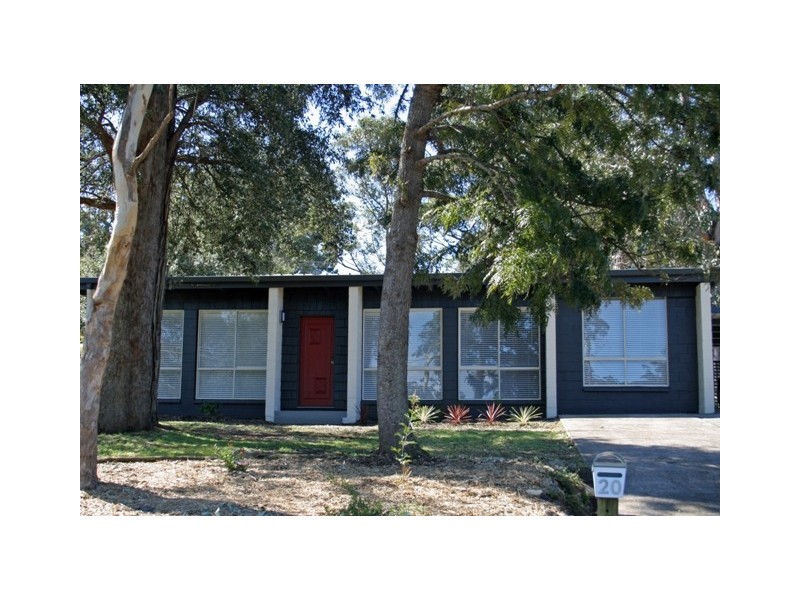 20 Bushland Avenue, Mollymook NSW 2539