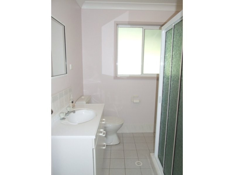 15 Paterson Close, Lake Tabourie NSW 2539