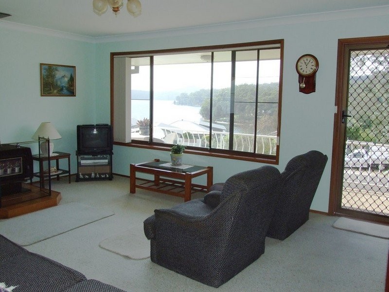 33 Kurrajong Crescent, Conjola Park NSW 2539