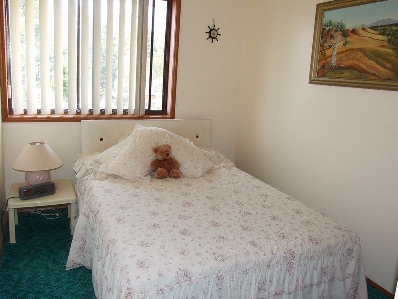 33 Kurrajong Crescent, Conjola Park NSW 2539