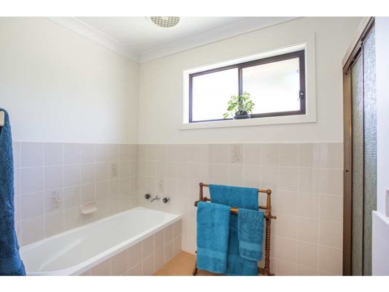 16 Golden Wattle Drive, Ulladulla NSW 2539