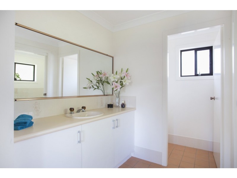 16 Golden Wattle Drive, Ulladulla NSW 2539