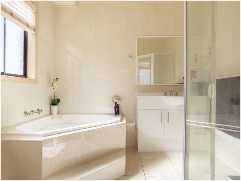 12 The Meadows, Mollymook NSW 2539