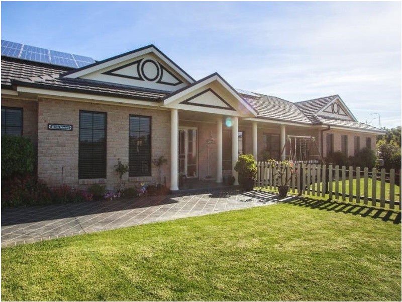 12 The Meadows, Mollymook NSW 2539