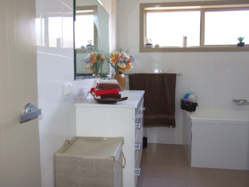 20 Abbey Road, Ulladulla NSW 2539