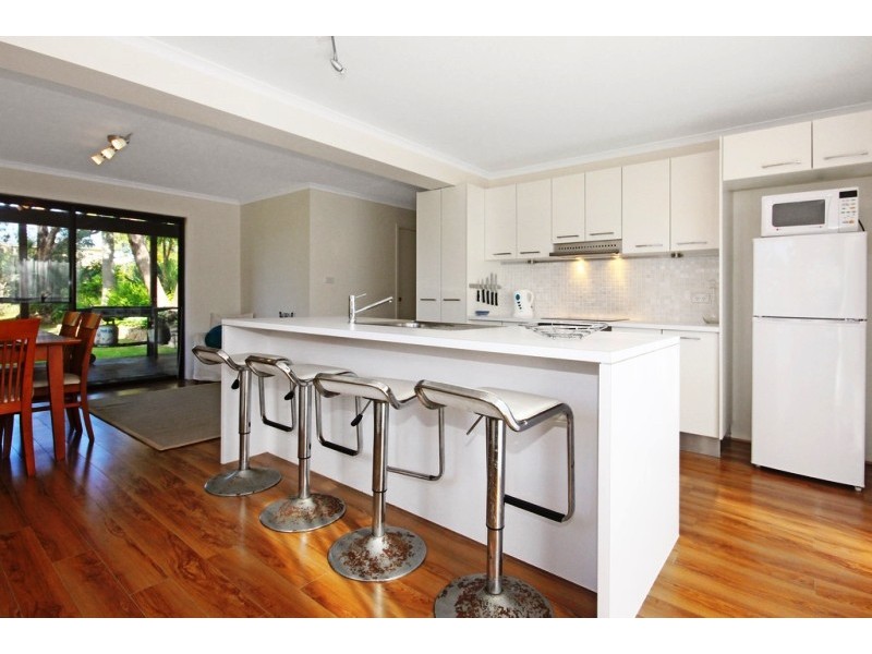 74 Carroll Ave, Mollymook NSW 2539
