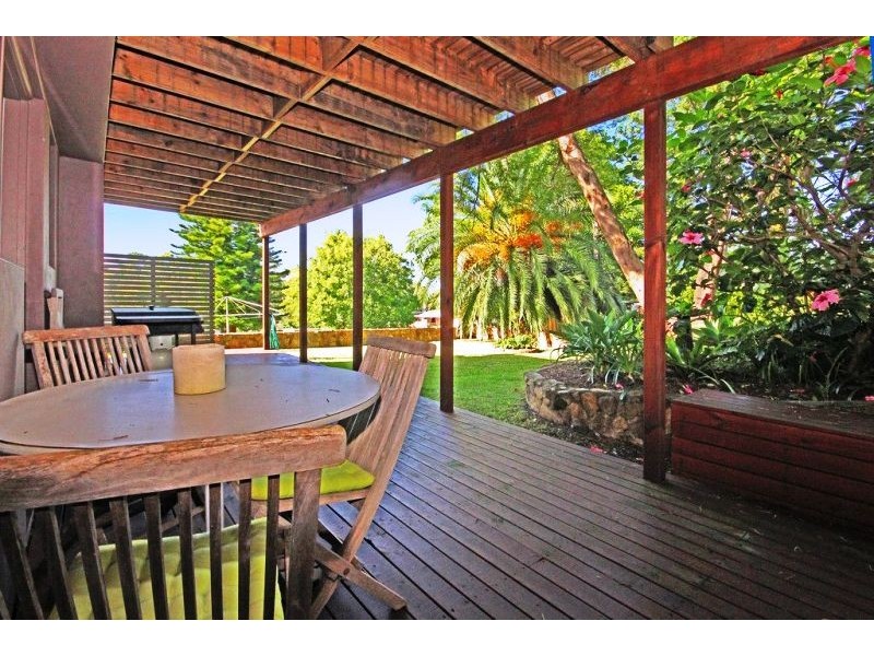 74 Carroll Ave, Mollymook NSW 2539