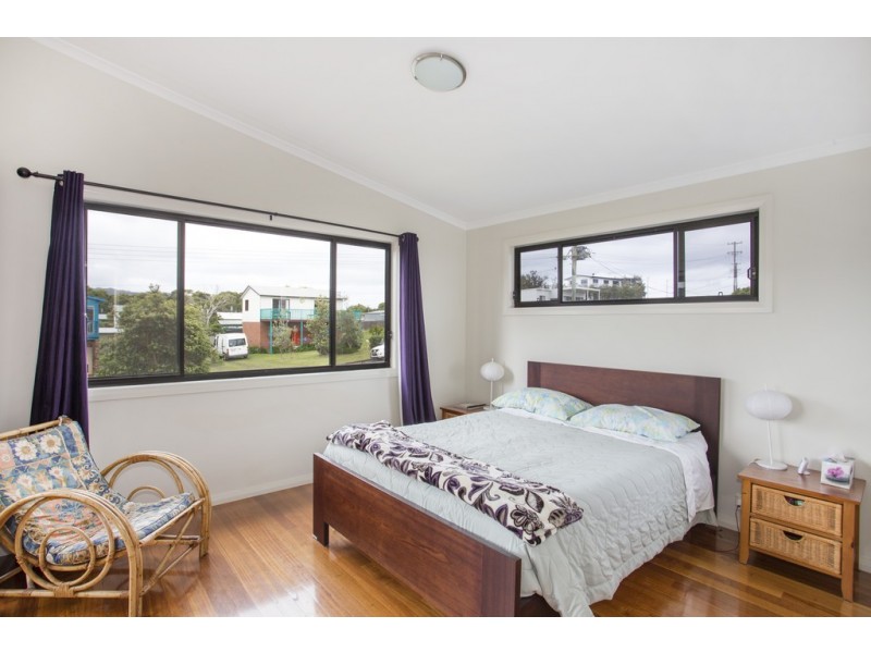 21 Kurrawa Drive, Kioloa NSW 2539