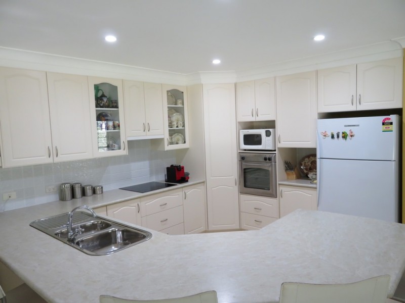 20 Brook Hollow Close, Woodstock NSW 2538