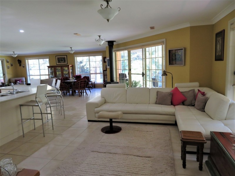 20 Brook Hollow Close, Woodstock NSW 2538