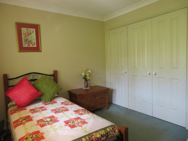 20 Brook Hollow Close, Woodstock NSW 2538