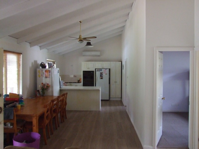 11 Aries Place, Narrawallee NSW 2539