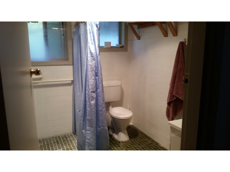 10 Hilltop Crescent, Mollymook Beach NSW 2539