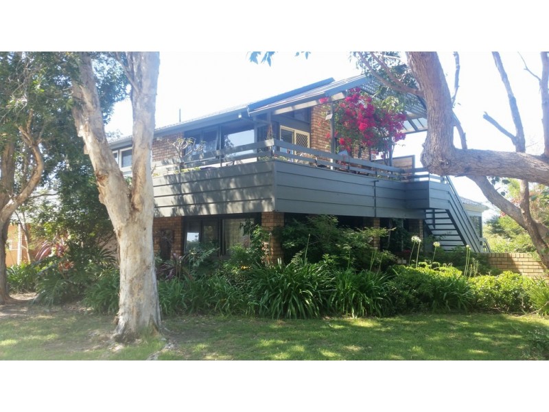 114 Mitchell Parade, Mollymook Beach NSW 2539