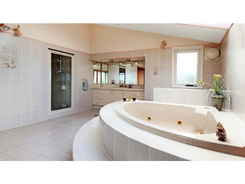 114 Mitchell Parade, Mollymook Beach NSW 2539