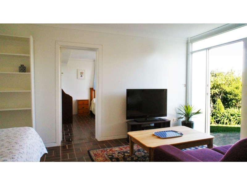 114 Mitchell Parade, Mollymook Beach NSW 2539