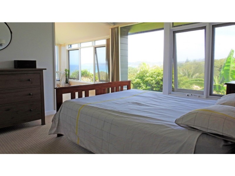 114 Mitchell Parade, Mollymook Beach NSW 2539