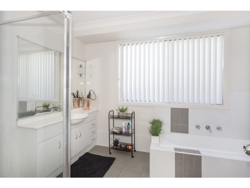 5 Brushbox Drive, Ulladulla NSW 2539