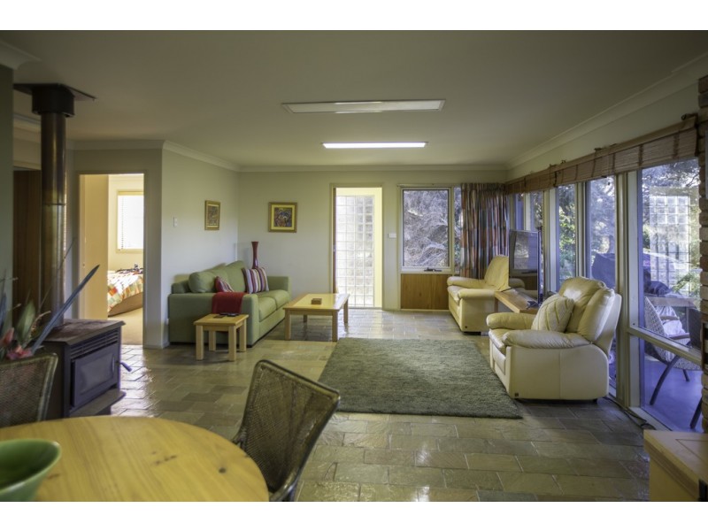 12 Sunseeker Drive, Bawley Point NSW 2539