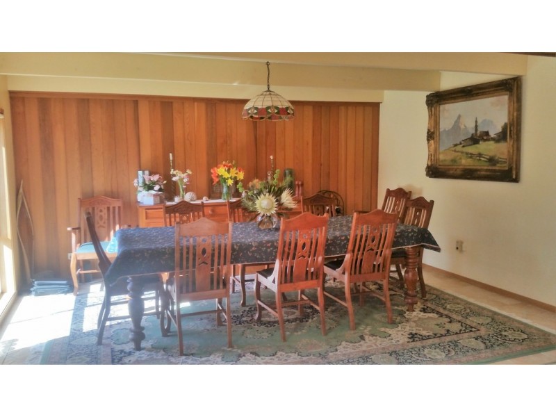 19 Woodglen Crescent, Mollymook Beach NSW 2539