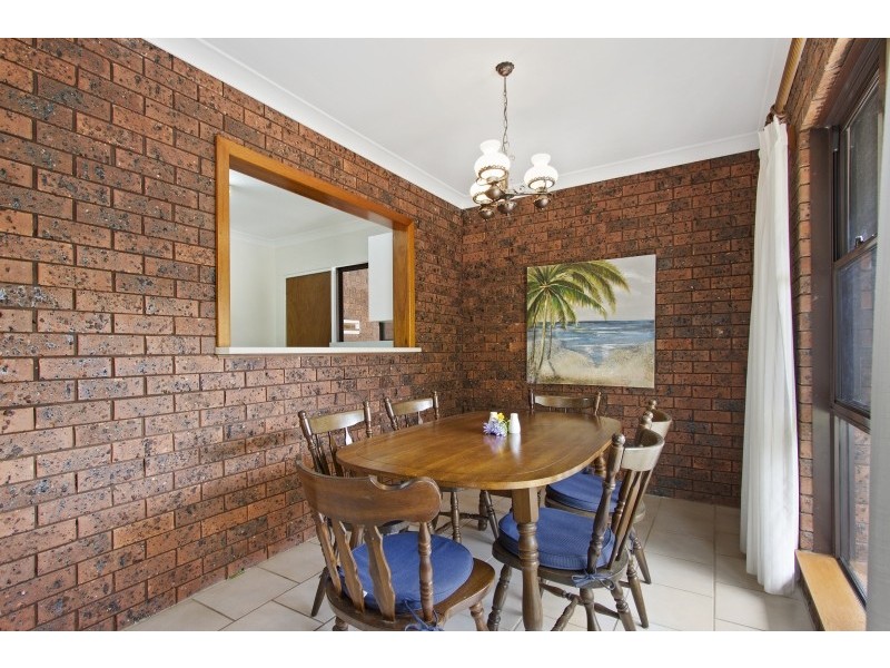 85 Clyde Street, Mollymook Beach NSW 2539