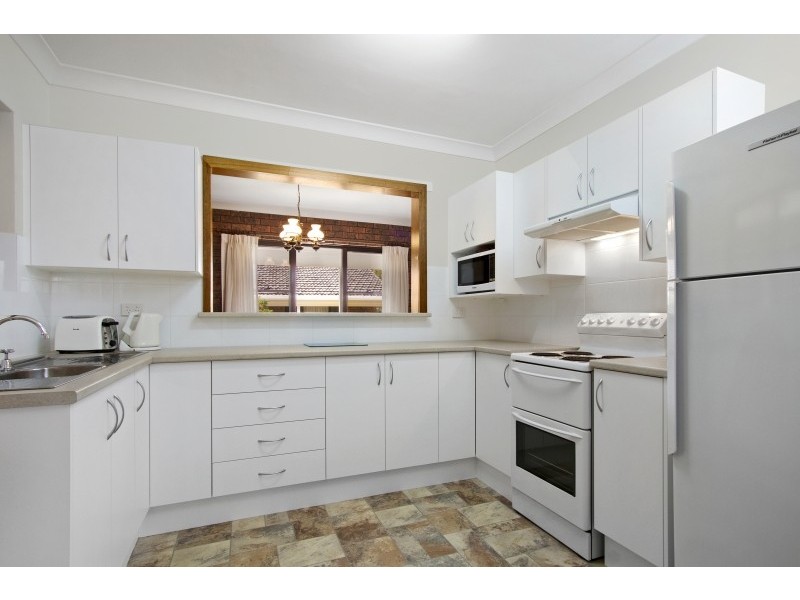 85 Clyde Street, Mollymook Beach NSW 2539
