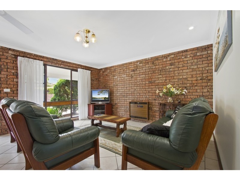 85 Clyde Street, Mollymook Beach NSW 2539