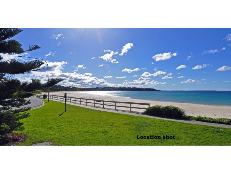 64 Seaview Street, Mollymook NSW 2539