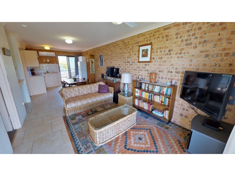 64 Seaview Street, Mollymook NSW 2539