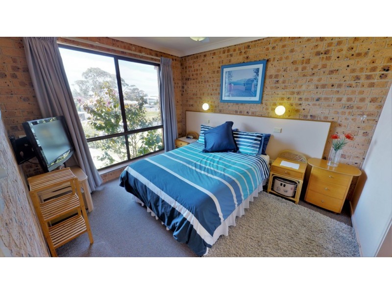 64 Seaview Street, Mollymook NSW 2539