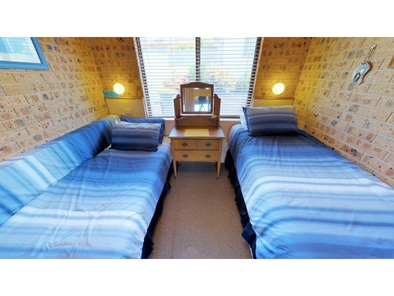 64 Seaview Street, Mollymook NSW 2539