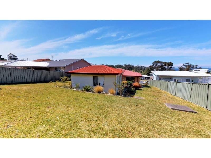 64 Seaview Street, Mollymook NSW 2539