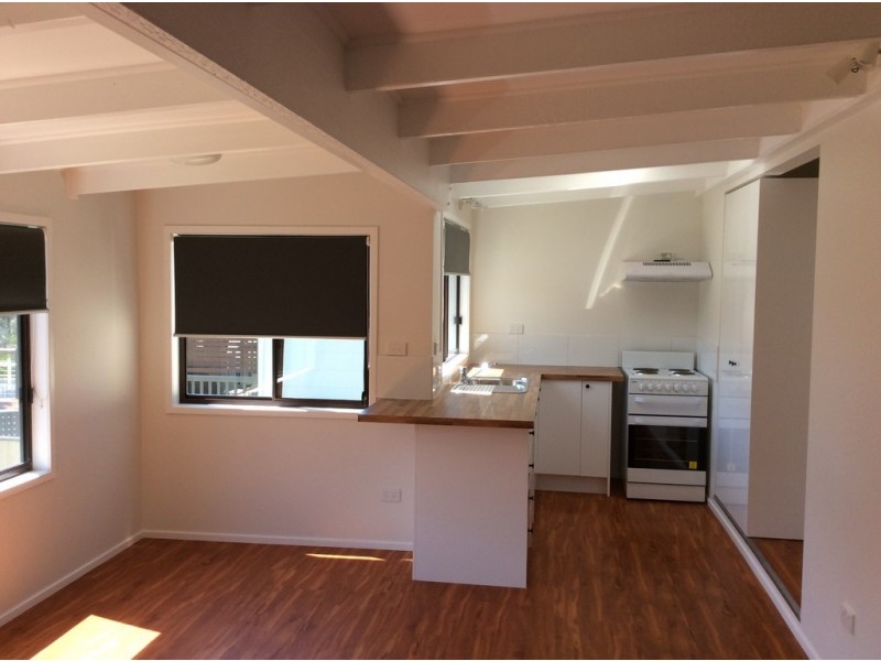 12 Canberra Cres, Burrill Lake NSW 2539