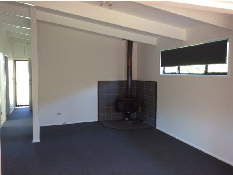 12 Canberra Cres, Burrill Lake NSW 2539