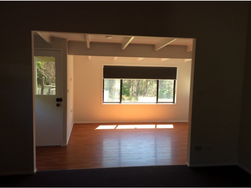 12 Canberra Cres, Burrill Lake NSW 2539