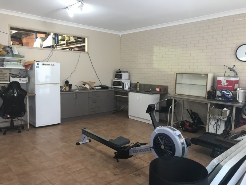 3/2a Aroo Road, Ulladulla NSW 2539