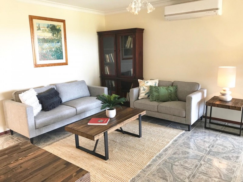 20 Seascape Close, Narrawallee NSW 2539