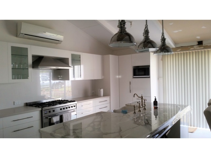 21 Turner Street, Mollymook NSW 2539